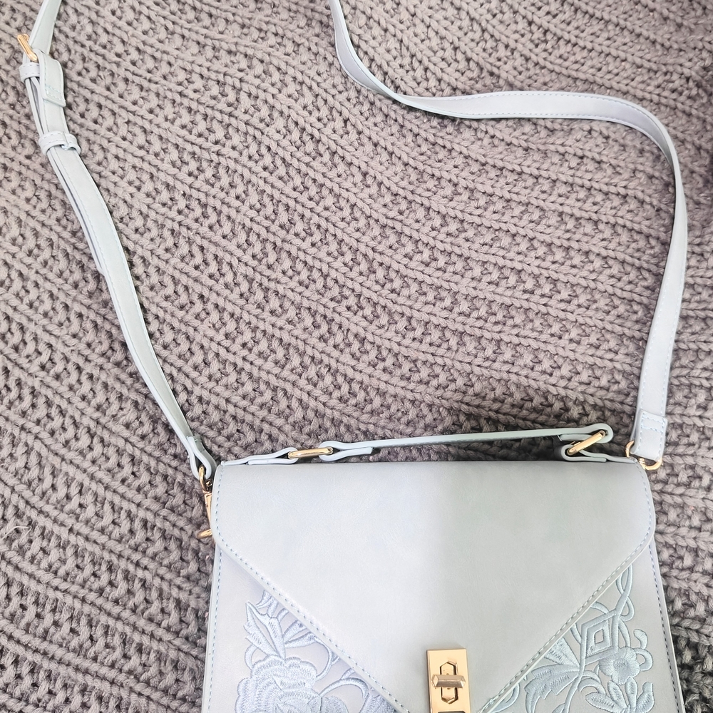 Elegant Blue Crossbody Bag